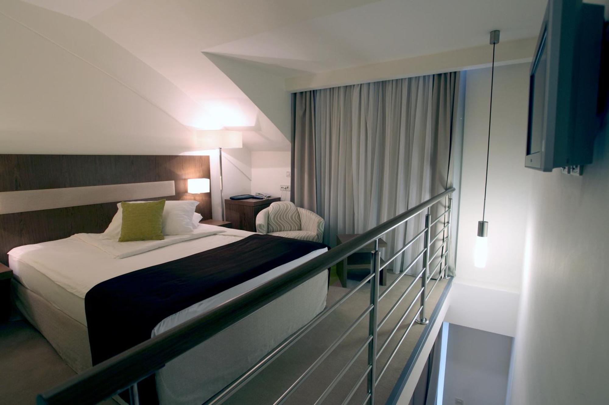 Hotel Park מאקרסקה מראה חיצוני תמונה