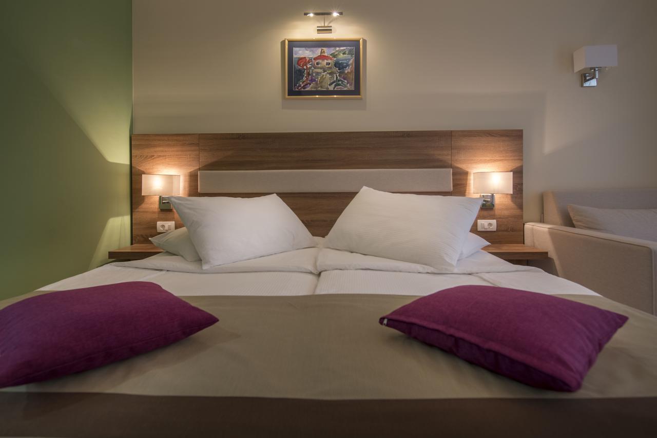 Hotel Park מאקרסקה מראה חיצוני תמונה